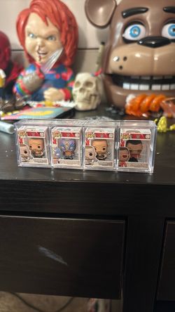 Mini wwe funko pops
