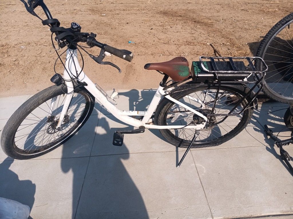 E Bike Brand Is Charge