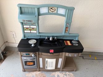 Steps2 Kids Play Kitchen