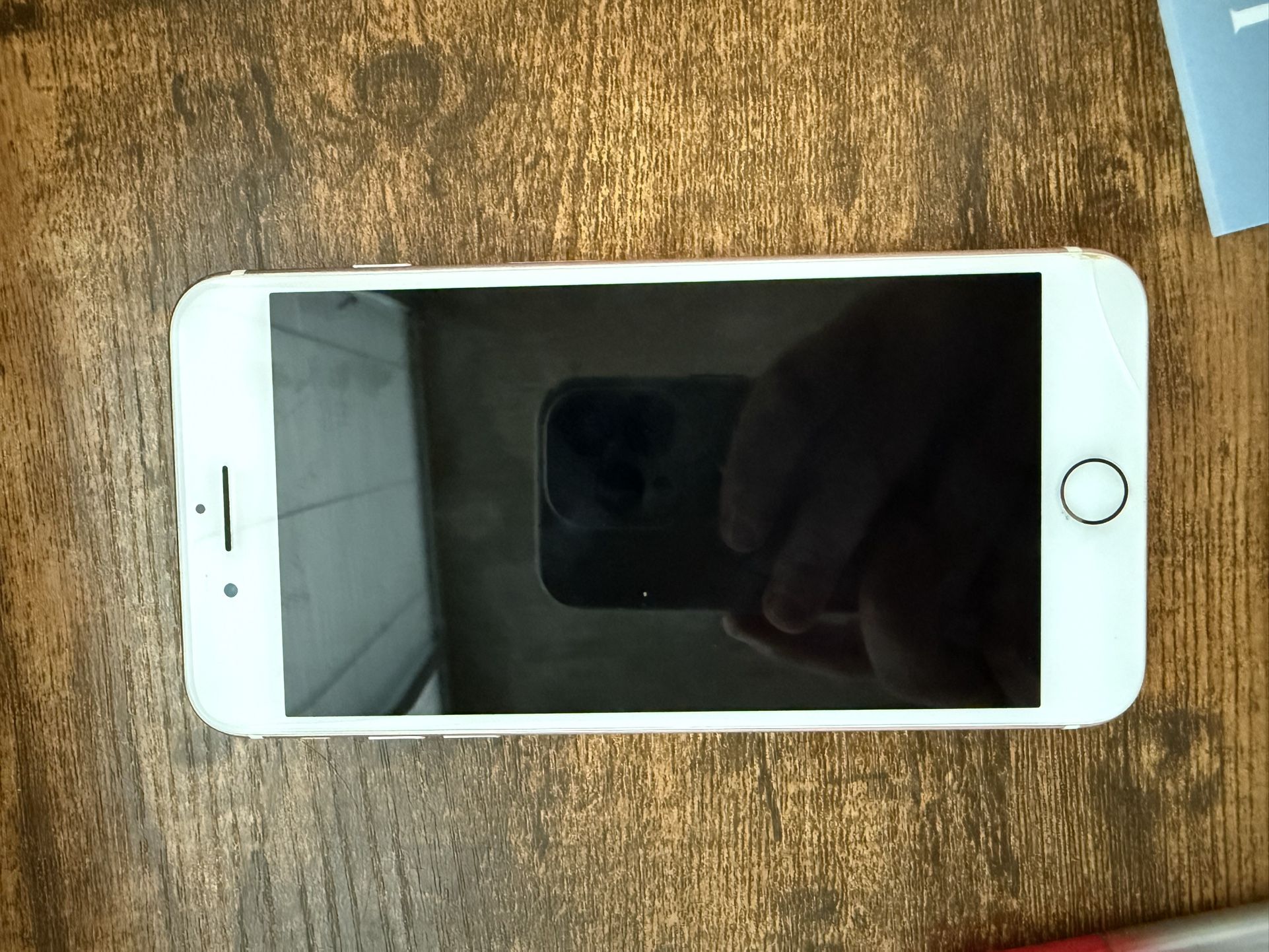 iPhone 7 Plus (unlocked)