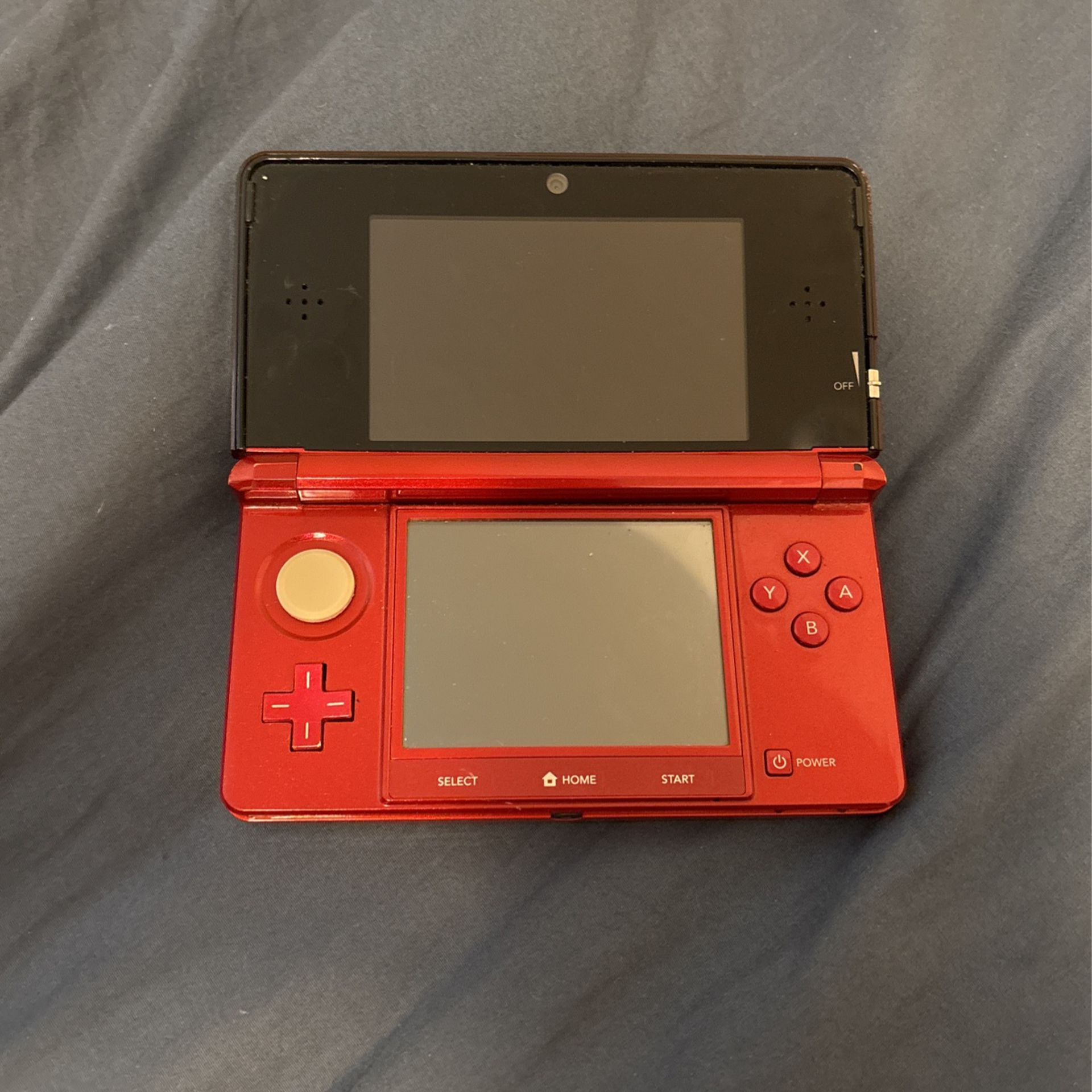 Red Nintendo 3DS
