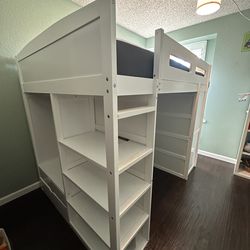 Loft bed (full size)
