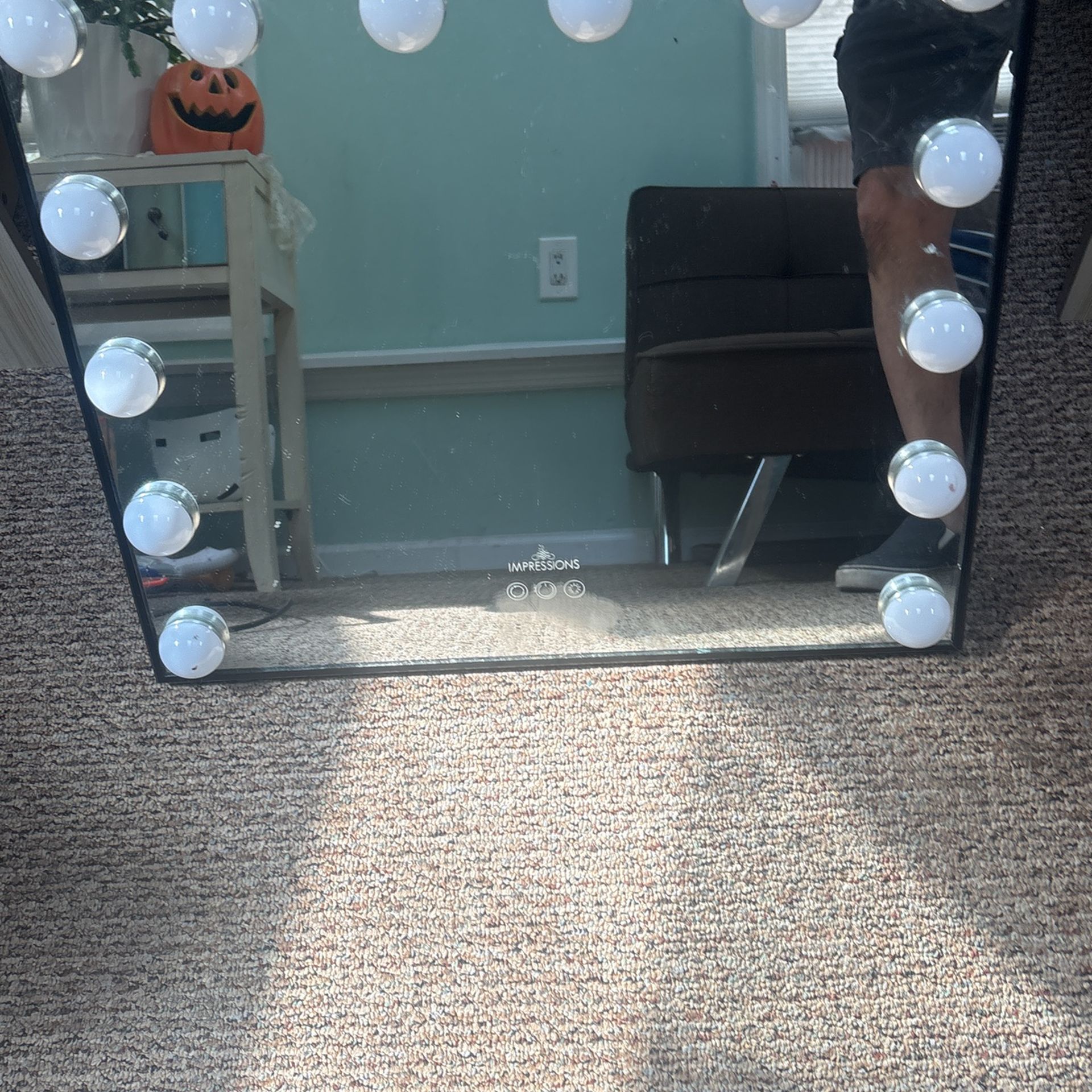 Girls. Lighted. Vanity. Mirror