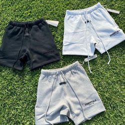 Essentials Shorts