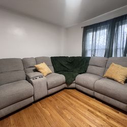 Reclining Sectional Sofá ( 3 Reclining Area) 