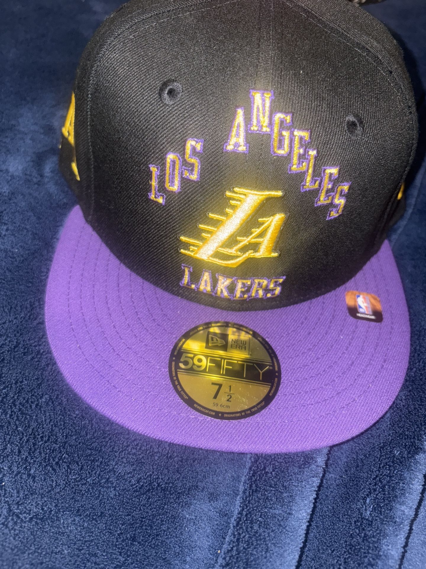 Los Angeles Lakers Fitted Hat