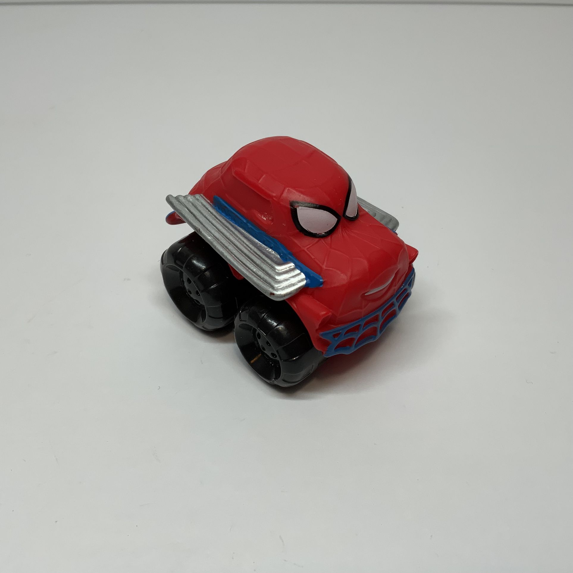 2008 Hasbro Lil Chuck & Friends Marvel Spider-Man 2" Rolling Car Character Toy