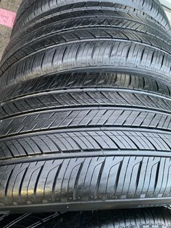 225/45/18 Hankook quiero $330 por ellas
