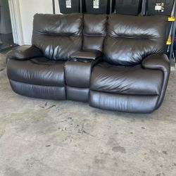 Free Couch 