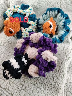 Handmade Crochet Clown Fish in Anemone Amigurumi Toys 