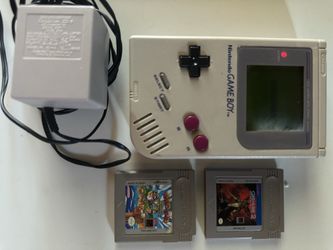 Authentic Nintendo Game Boy (DMG-01) Bundle + Wario Land & Gremlins 2