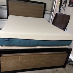 Bedroom Set With High And Mattress, Gel, Foam, Material, Excellent Condition. No Stage Rips Burn