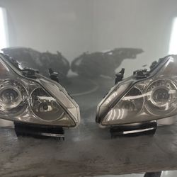 Infiniti G37 Coupe Headlights