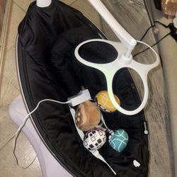 4MOMS mamaRoo multi-motion baby swing