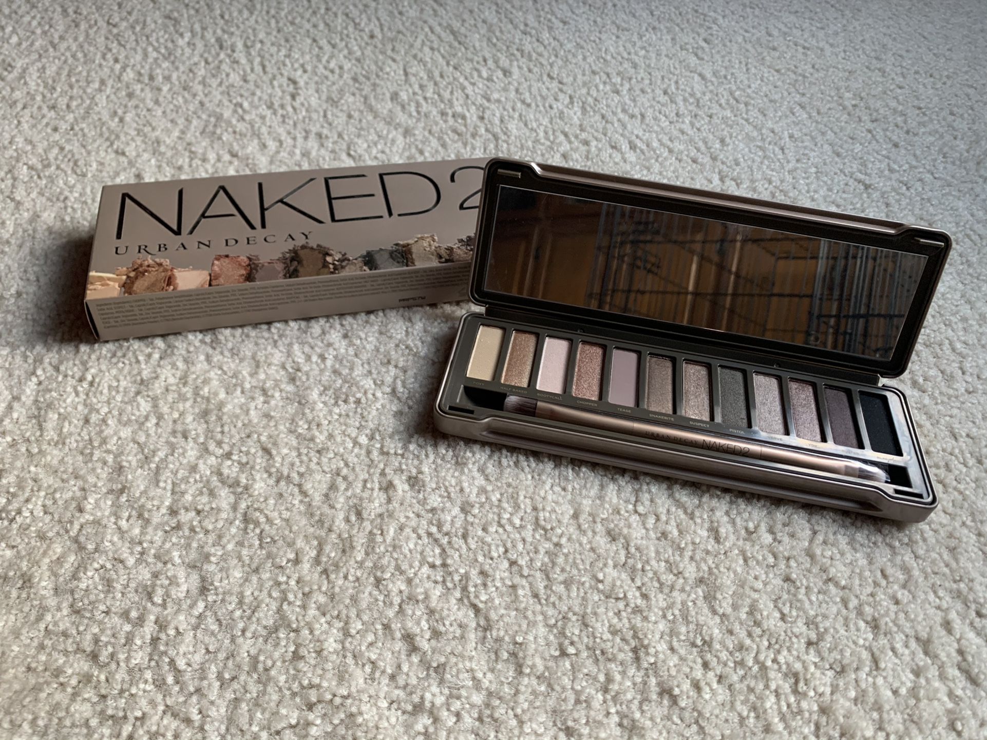 Brand New! Urban Decay Naked 2