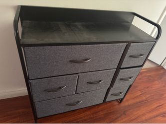 Dresser drawer