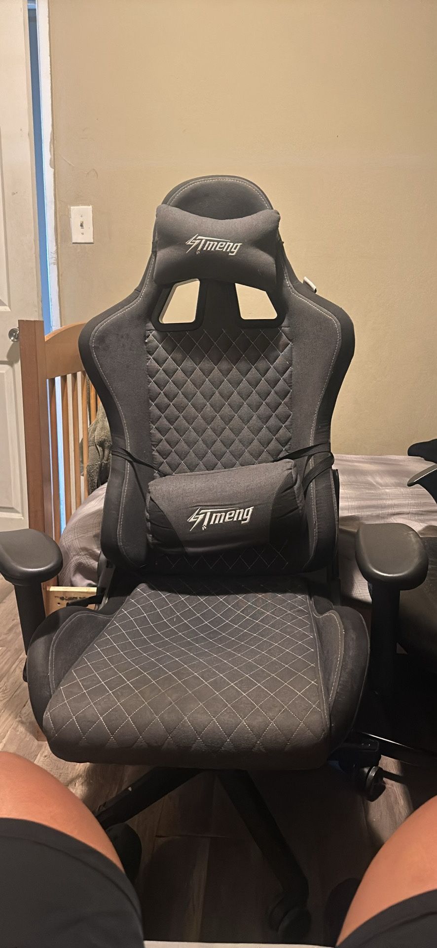 gaming chair