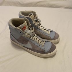 Nike Blue Shoes Size 5.5Y