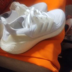 all white ultra boost