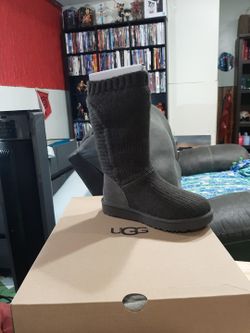 UGG W CAPRA