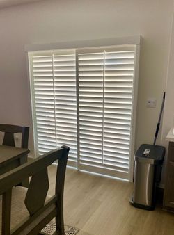 Plantation Shutters (FREE ESTIMATES & SAME DAY PRICING)- Custom, Wood, Interior Window Treatments, Coverings. Persianas de Madera. Se Habla Espanol.