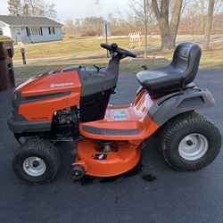 Husqvarna LTH17538 Riding Mower 38”