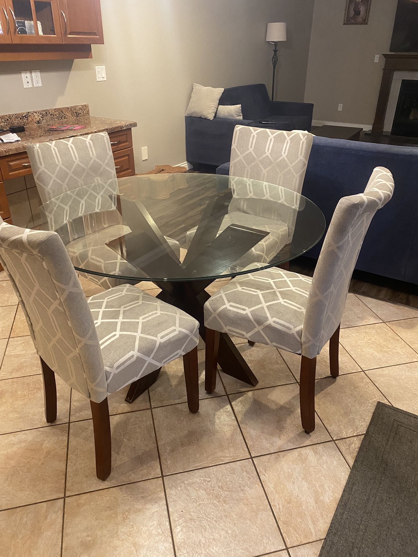 Dining Table Set
