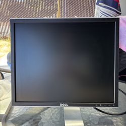 Dell 19” Monitor (E198FP) – Works Great!