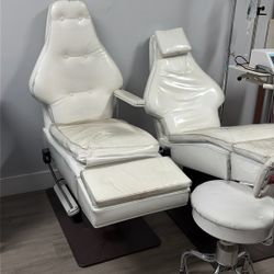Medspa chair With Foot Pedal