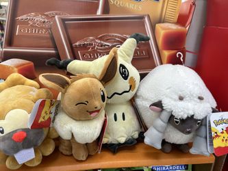 Pokémon plushies !!!