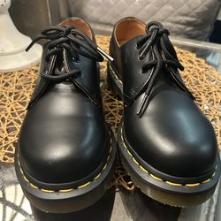 Shop my Poshmark and save on shipping!!