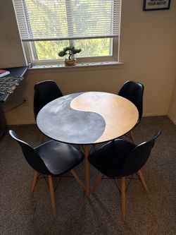 Gold and black Yin Yang table, and chair chairs