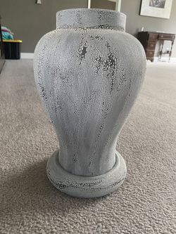 Beautiful Textured Gray/white Vase