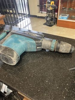 Makita Hm1203c Demolition Hammer 110130-1 JAR