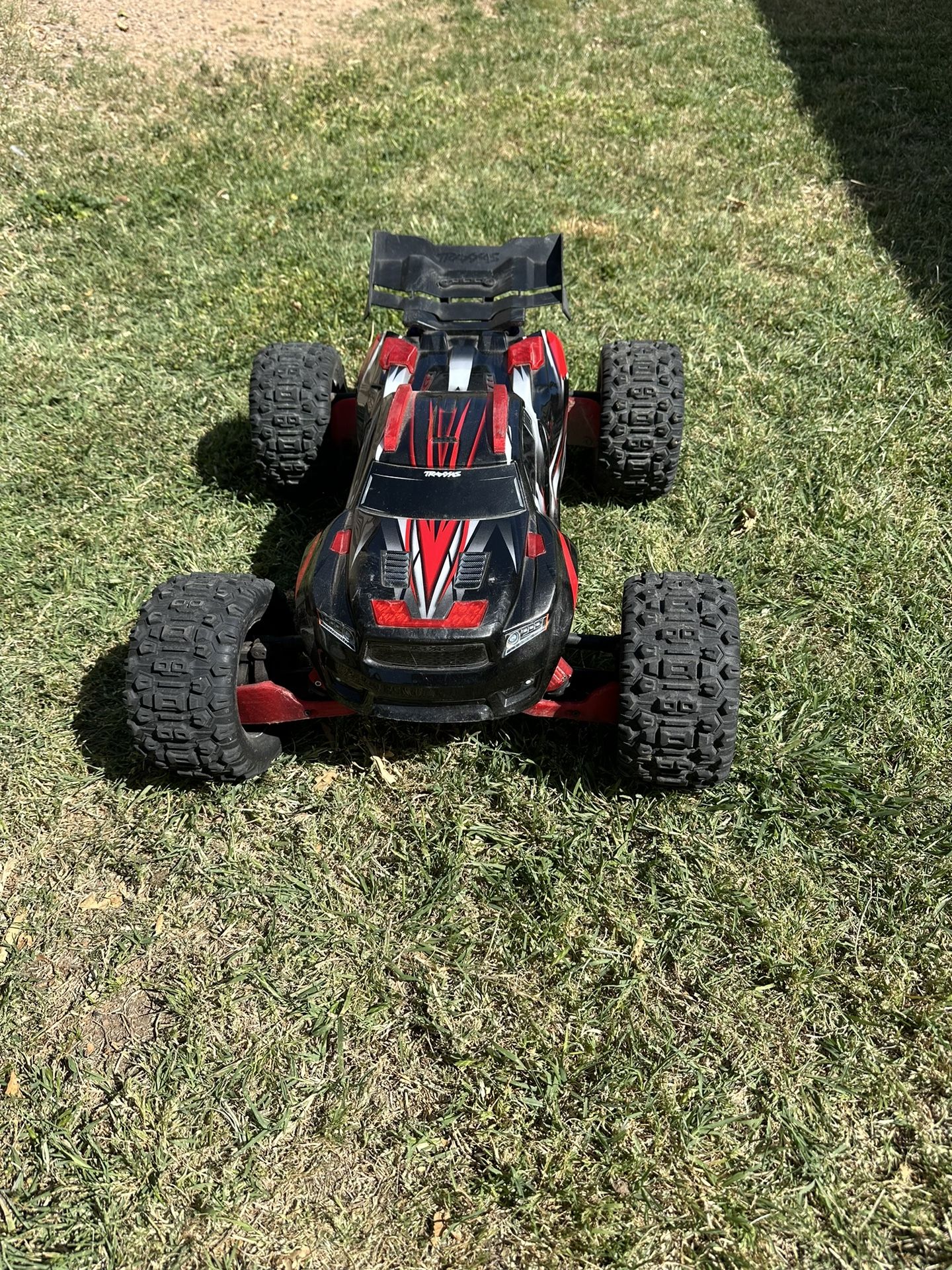 TRAXXAS SLEDGE 4x4