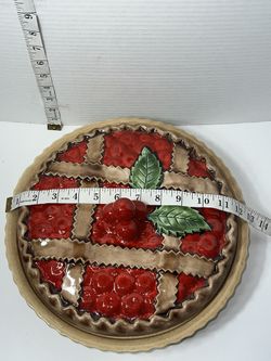 Vintage lattice cherry pie keeper baking dish ceramic 12”