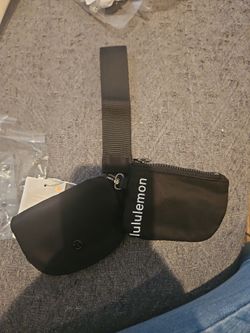 Dual Pouch Wristlet