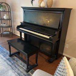 Piano - Hobart M Cable - Black