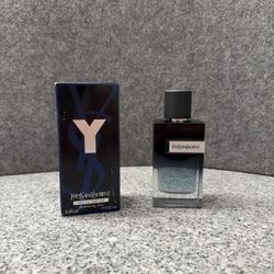 Yves Saint Laurent Y - Eau de Parfum