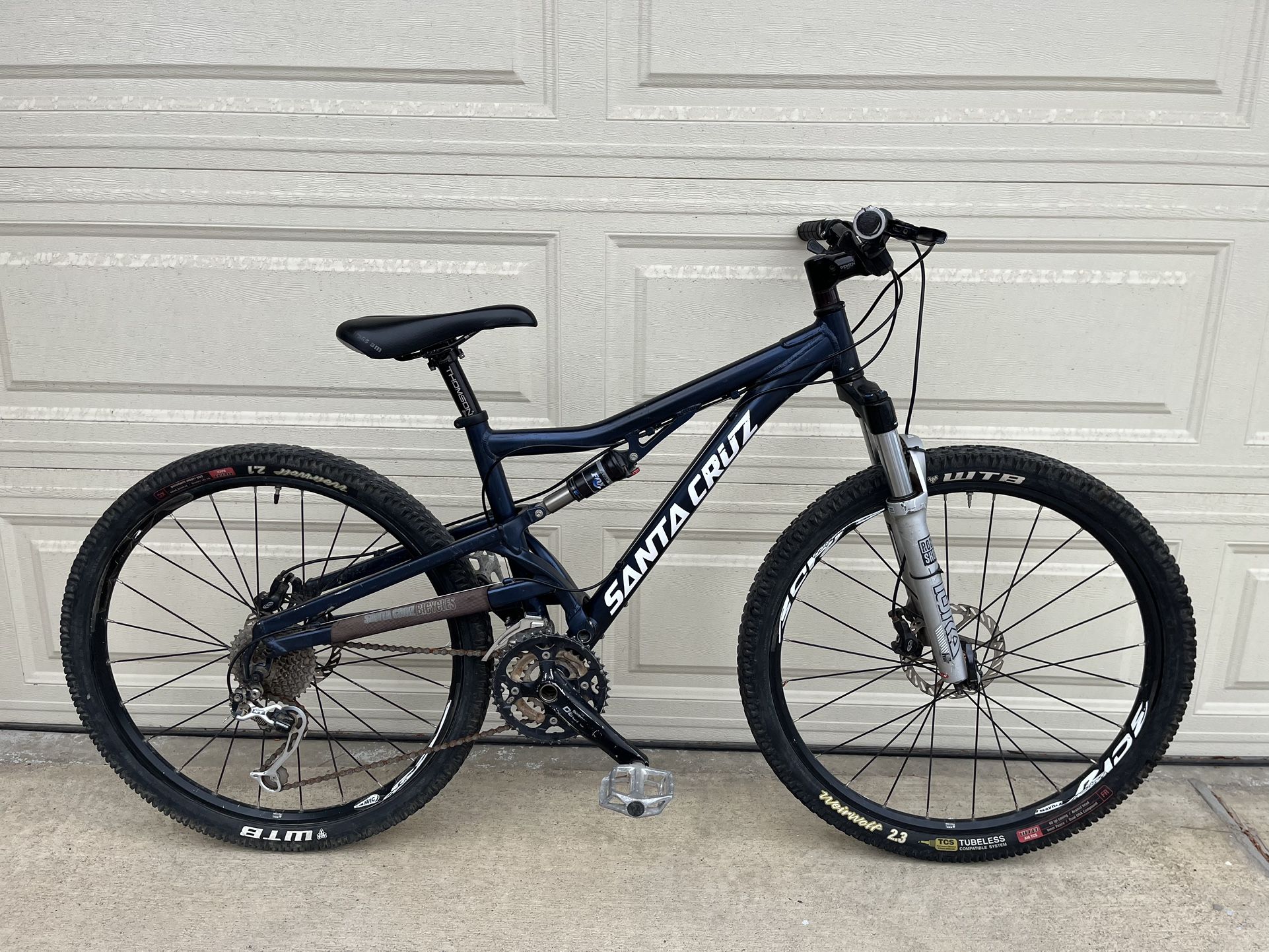 Santa Cruz FS bike