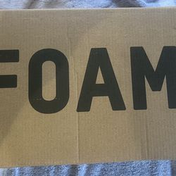 Addidas Yeezy foam runners