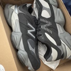 Big Kids New Balance 9060 size 7y