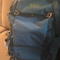 REI 40L Trail Women Small