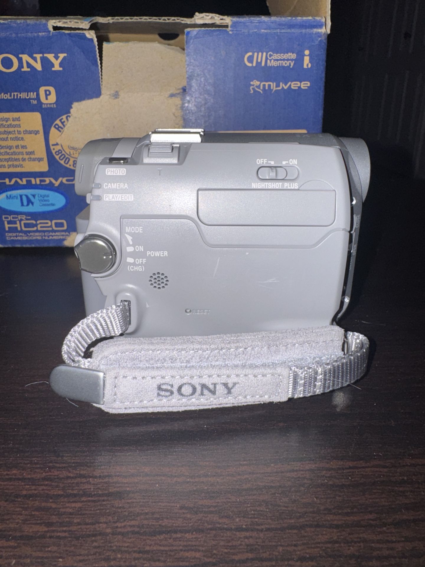 Sony Handcam DCR-HC20