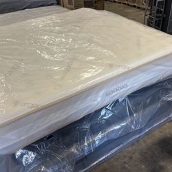 💯King Mattress Saatva Loom And Leaf 💯