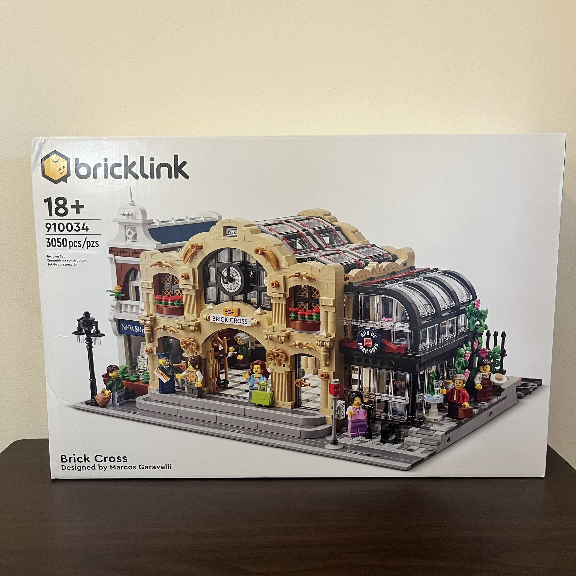 LEGO 910034 Bricklink Designer Series Brick Cross Train Station
