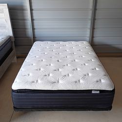 Therapedic Sapphire Full Mattress with box spring ( Free Delivery if Needed)