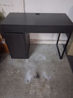 Wood desk