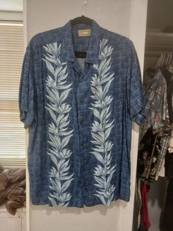 Men's buttoned shirts