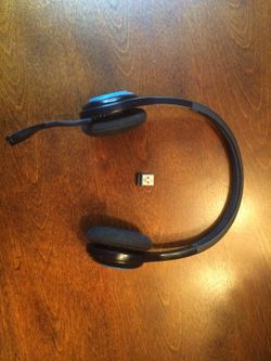 Logitech wireless USB headset